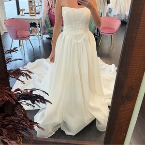 Essence of Australia D4158 Strapless Bridal